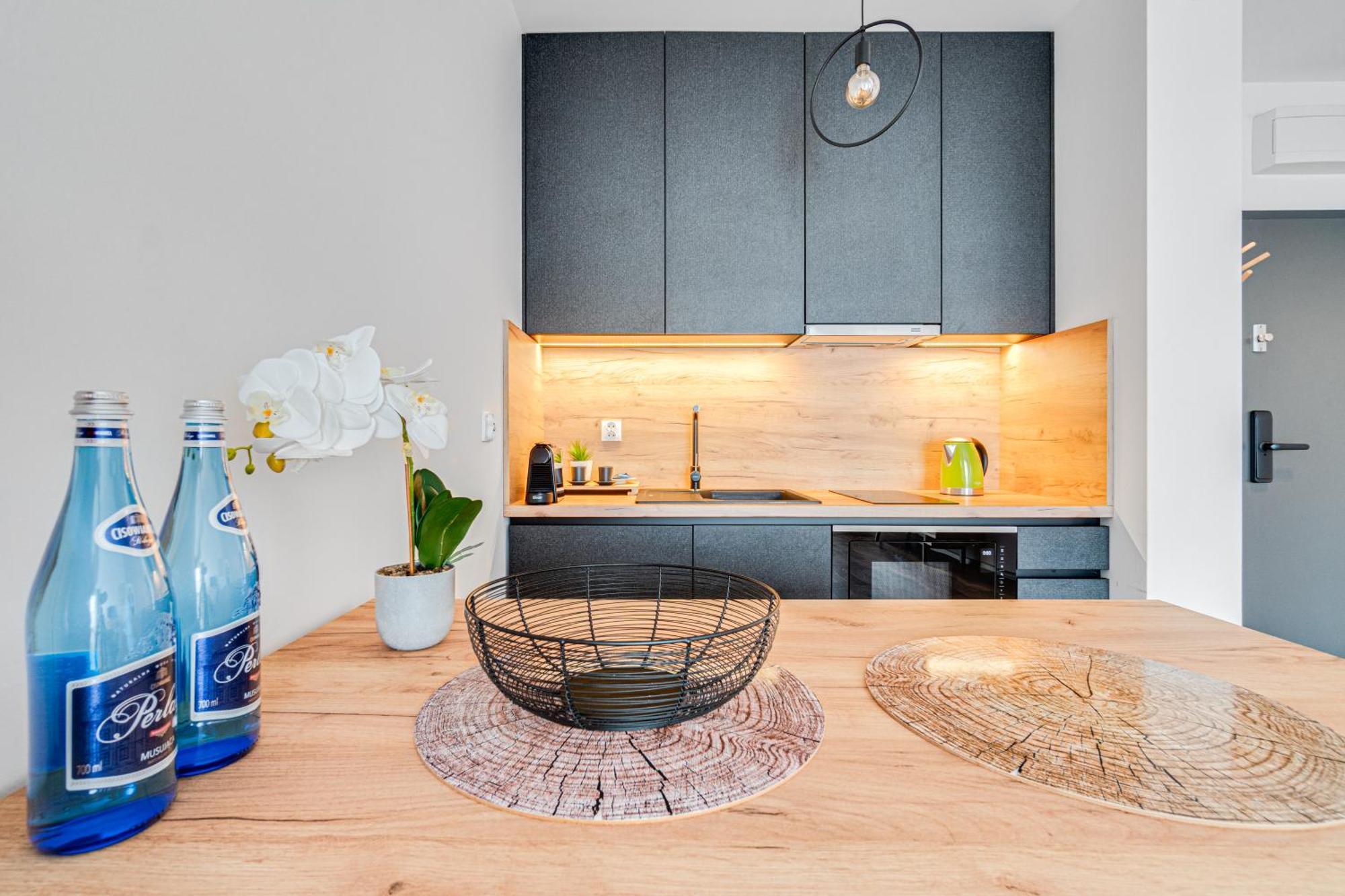 Prime Time Apartament - 24H Check -In - Parking W Cenie Wrocław Buitenkant foto
